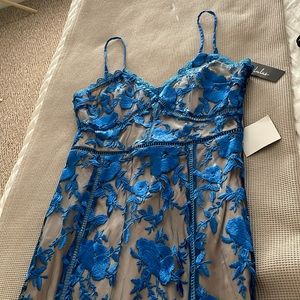 Never worn beautiful blue dress from Lulus